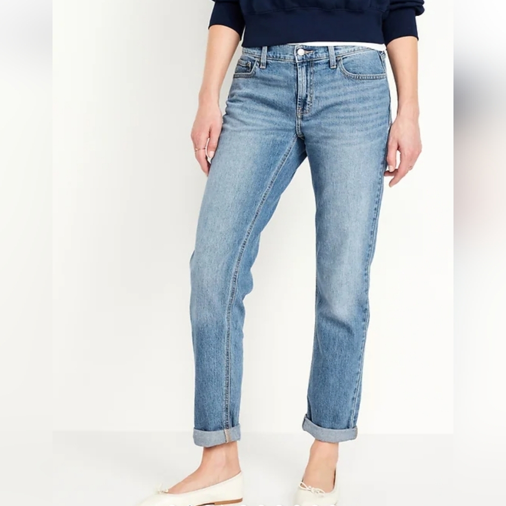 Mid-Rise Wow Boyfriend Straight Jeans, Old Navy Size 4 Tall